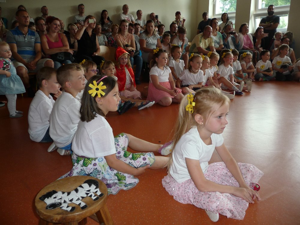 MAMINKY A JEJICH SVÁTEK