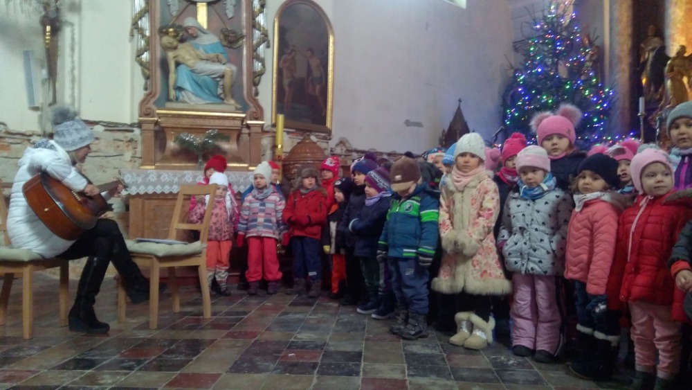 Zpíváme v kostelíku Ježíškovi